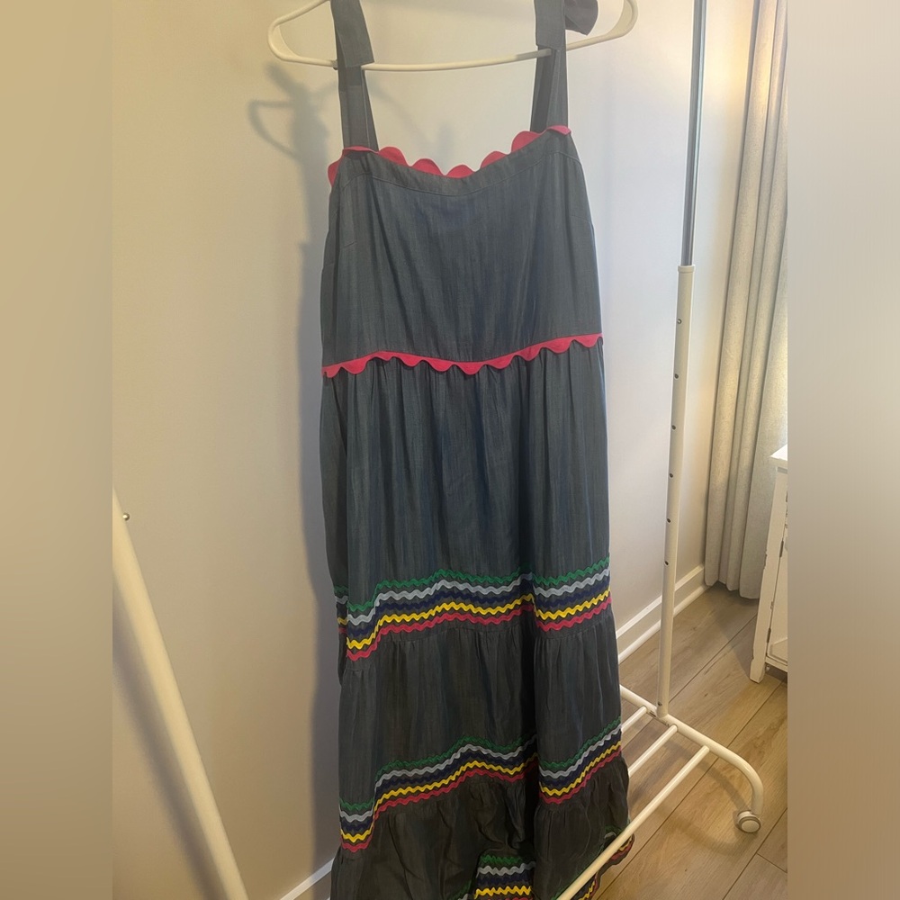 EUC Crown and Ivy tiered Maxi dress